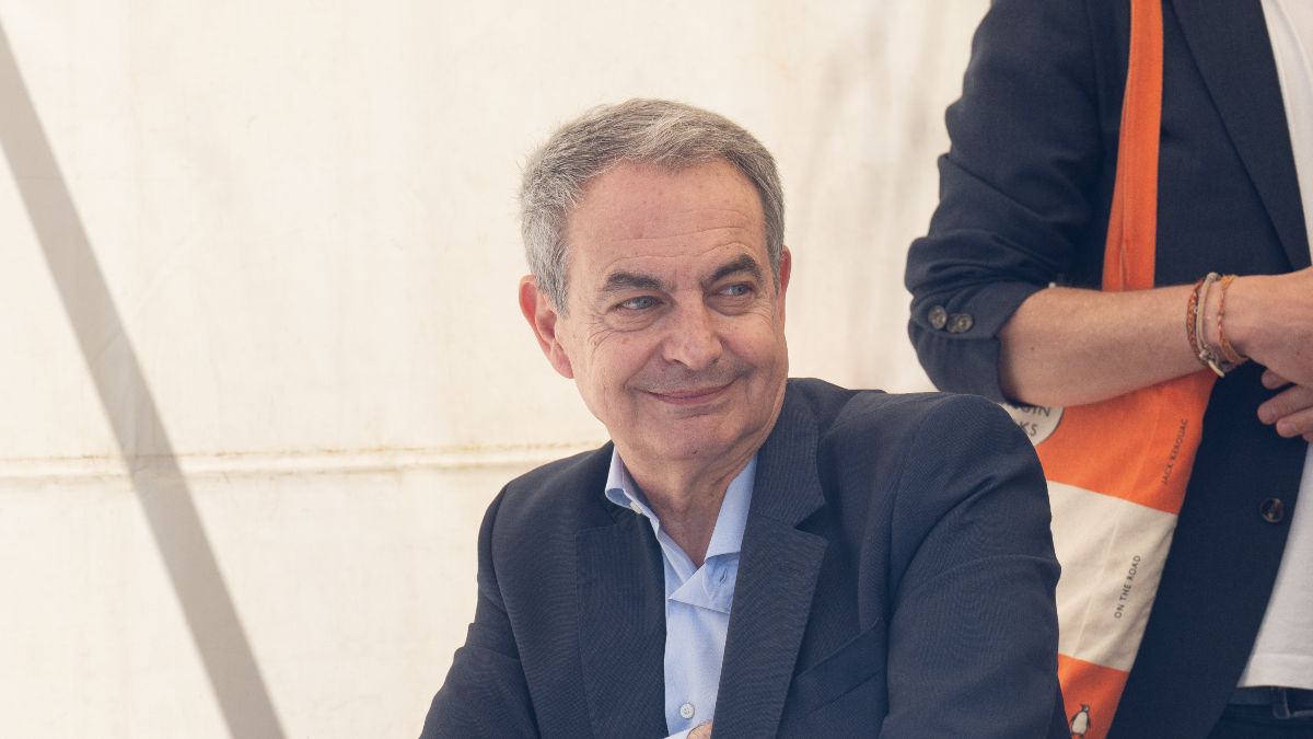 Zapatero viaja a Arabia tras caer la cúpula de Plus Ultra