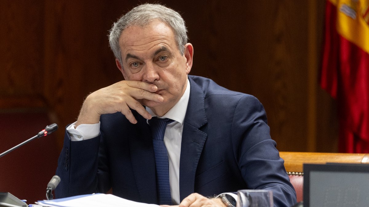 Zapatero niega ante el Senado cobrar por mediar en Venezuela