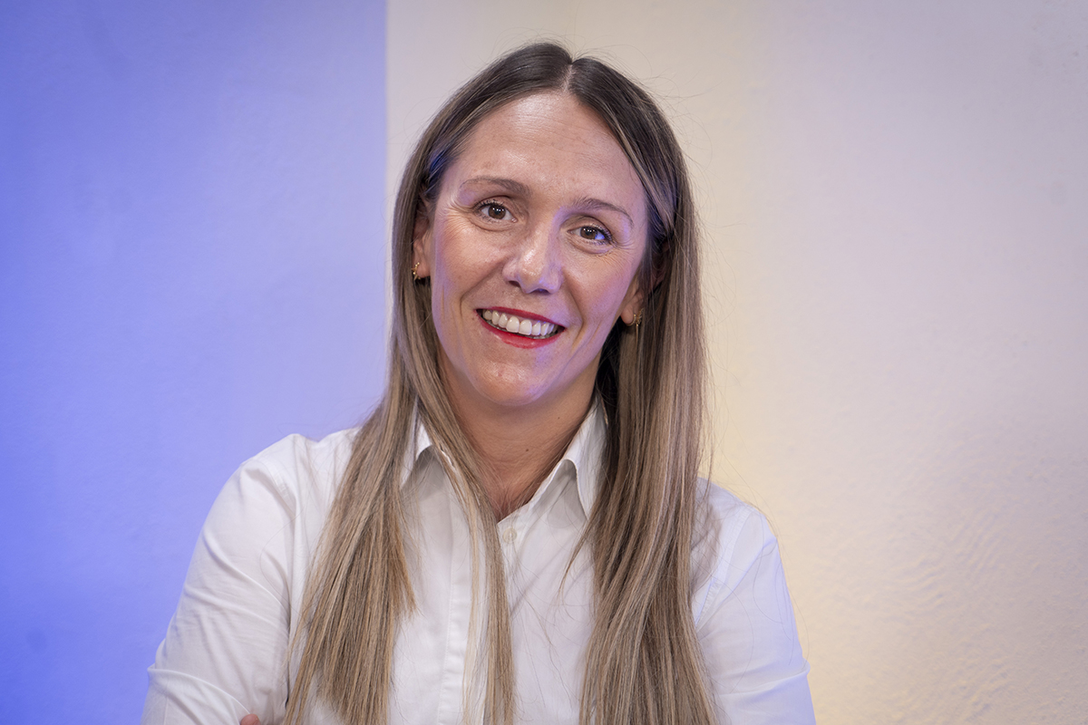 Alma Ezcurra: Sánchez polariza con banderas identitarias