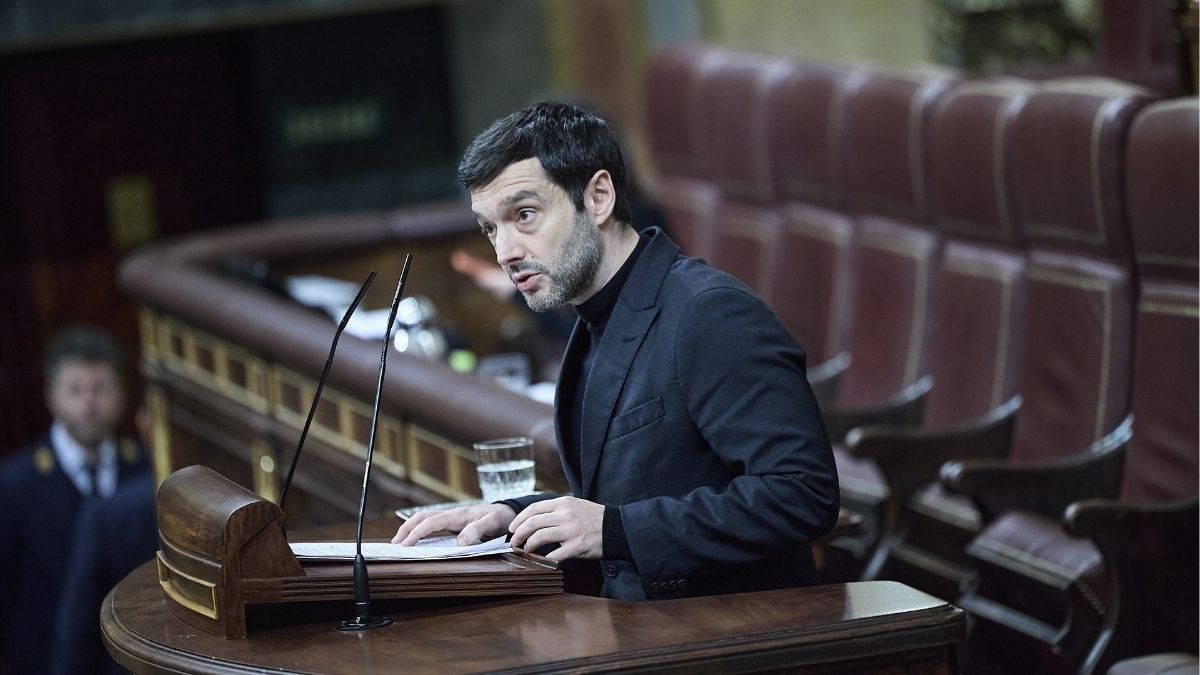 Bustinduy critica los pactos entre el PP y Vox en autonomías