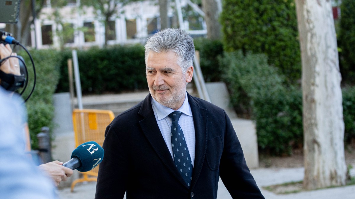 Cosidó niega ante el juez el espionaje ilegal a Bárcenas