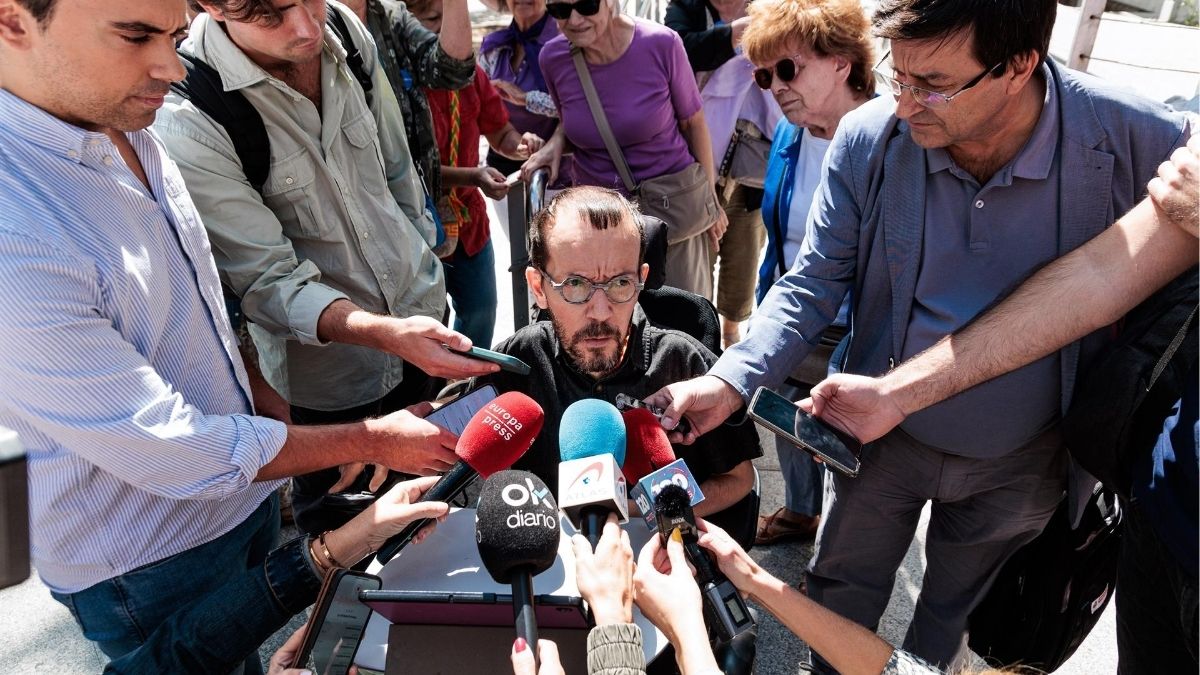 Echenique, absuelto tras su polémico tuit sobre sacerdotes