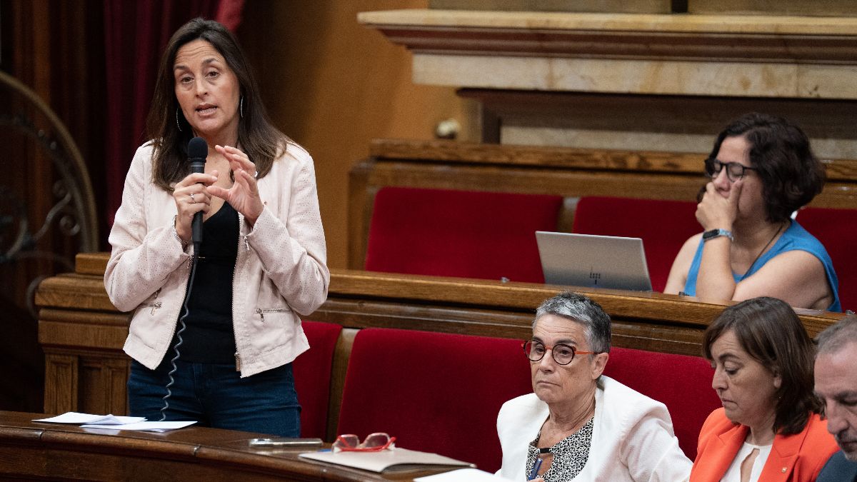 La consellera Esther Niubó revela que sufrió cáncer de timo