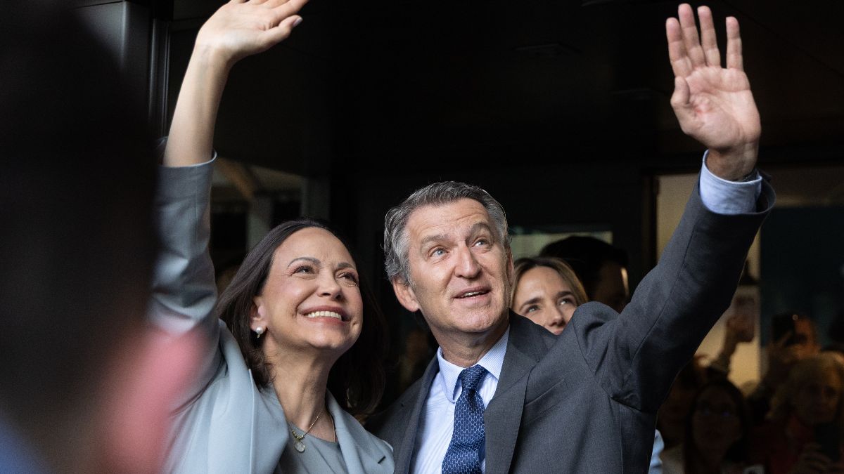 Feijóo recibe a María Corina Machado en la sede del PP