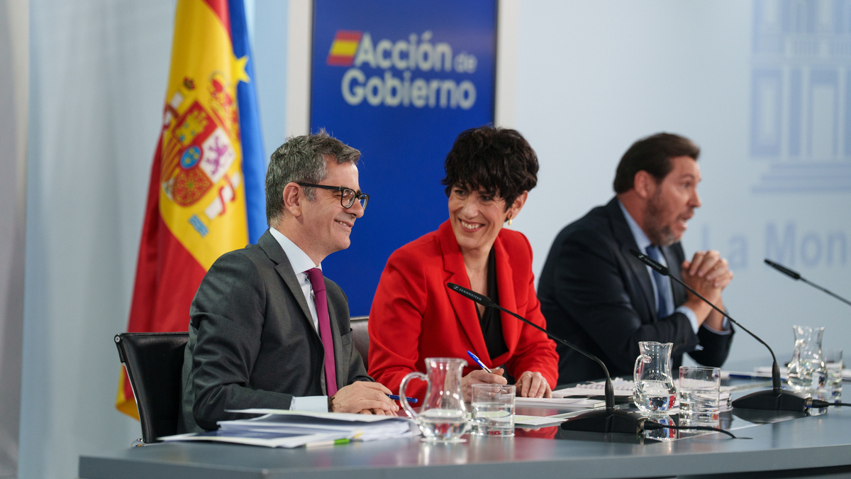 Nueve ministros celebran los 20 años de El Intermedio