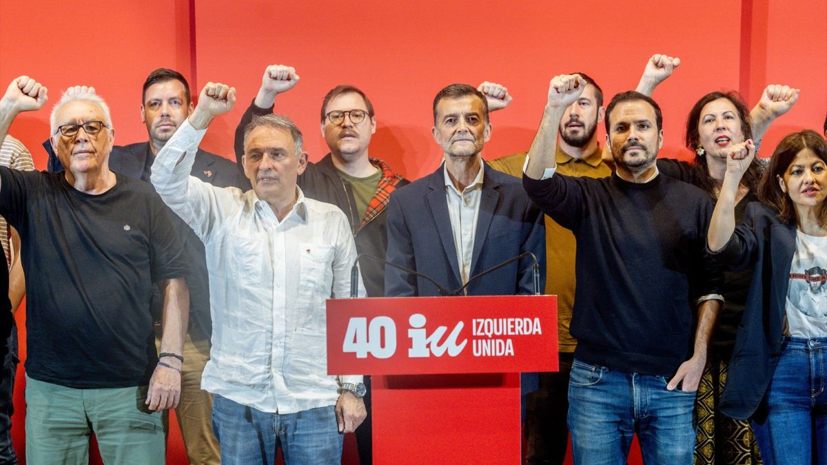 IU celebra 40 años reivindicando su lucha contra el fascismo