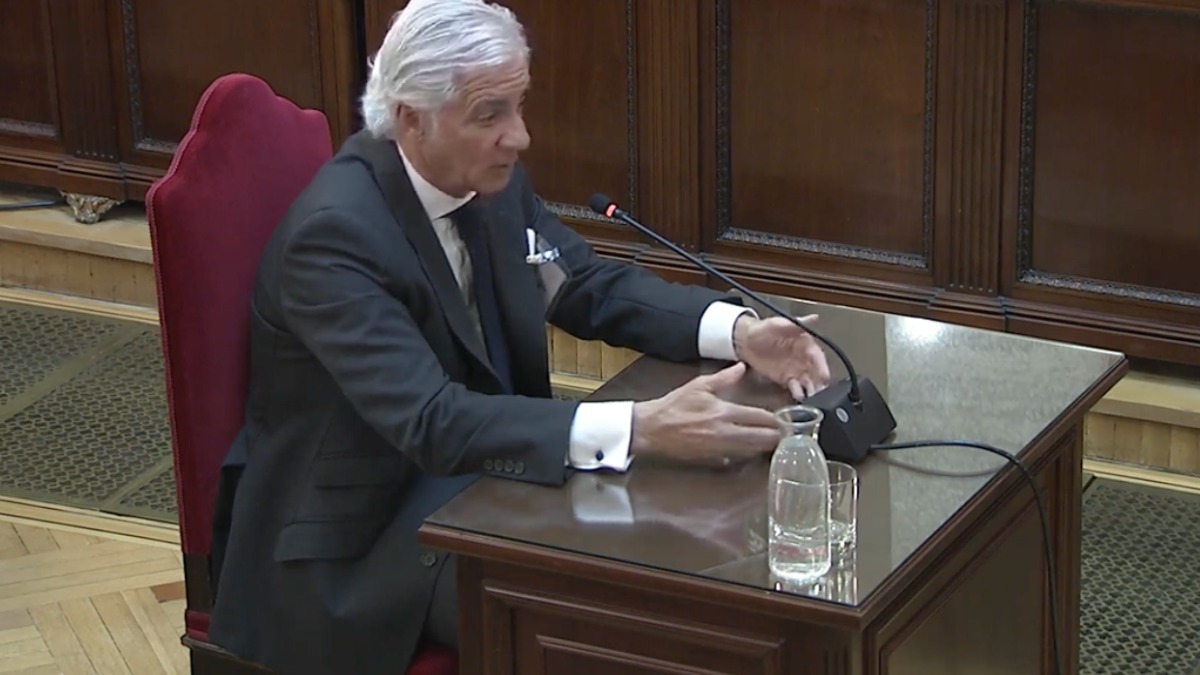 Exdirector de LogiRAIL admite trato especial a Miss Asturias