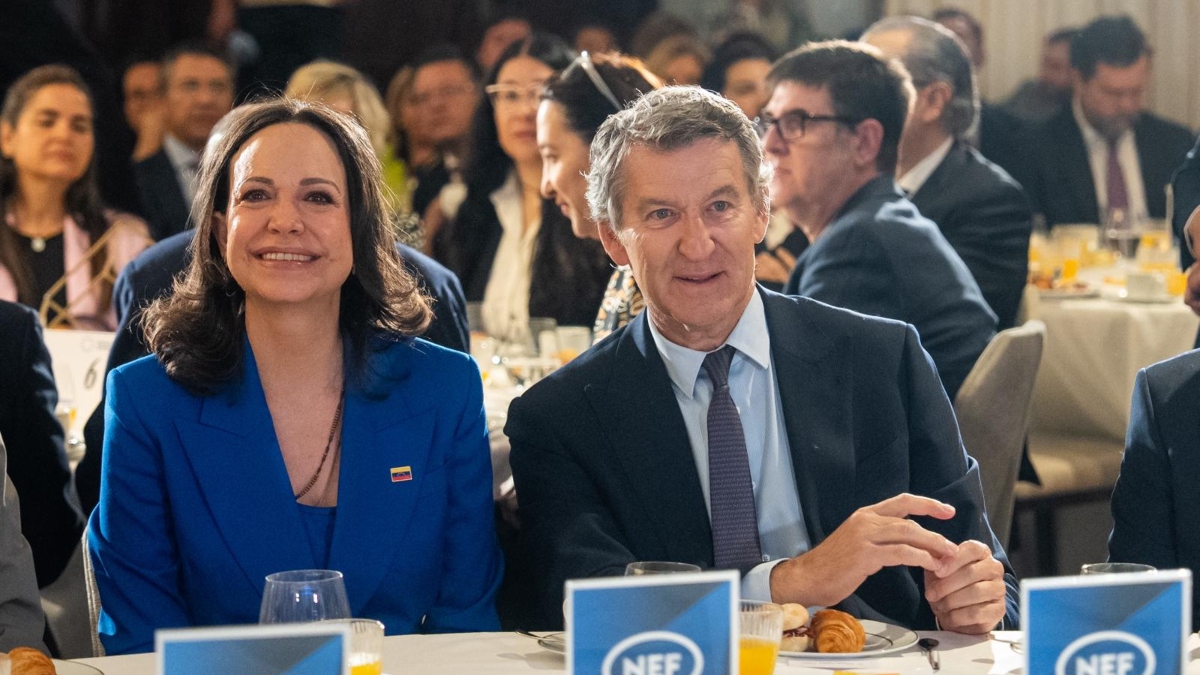 Machado apoya a Feijóo y pide elecciones pronto en España