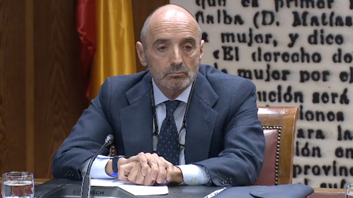 Julio Martínez evita declarar sobre Zapatero en el Senado
