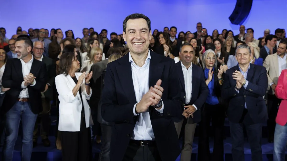 Moreno denuncia bulos de Montero sobre la sanidad andaluza