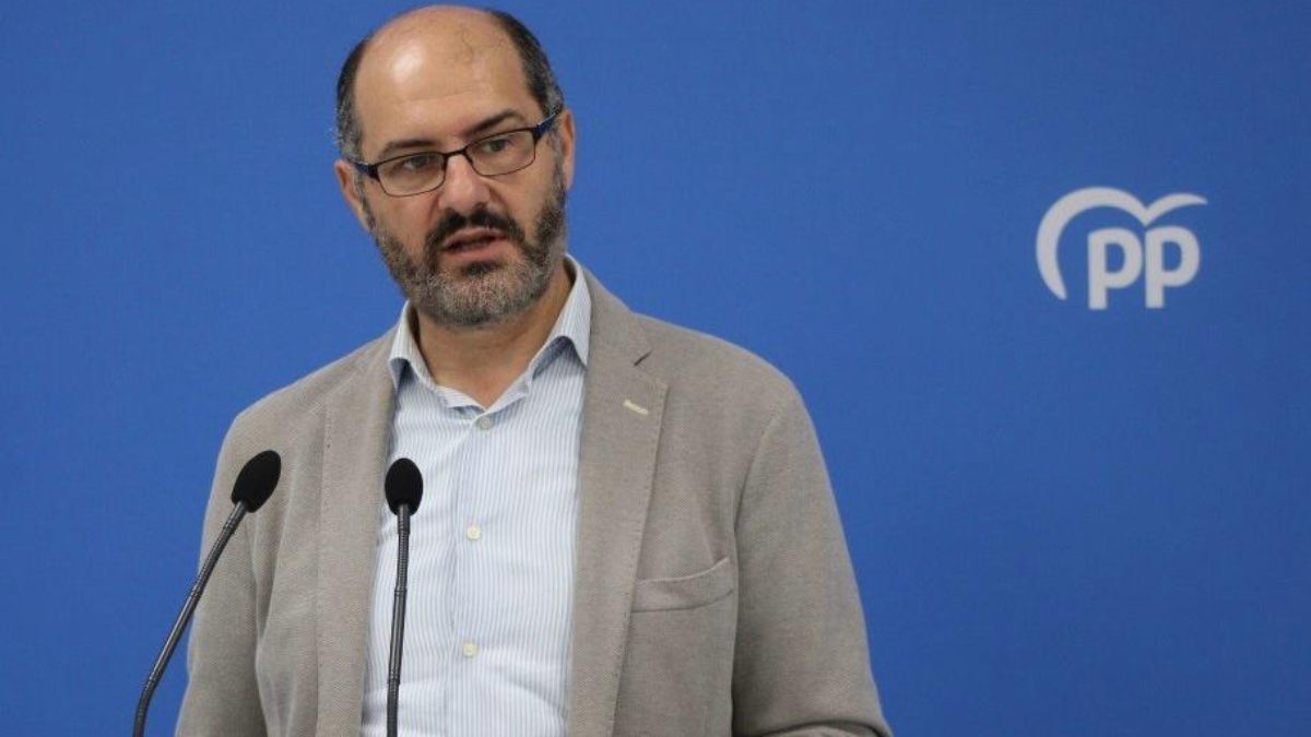 PP exige cuentas por el doble sueldo del alcalde de Ugena