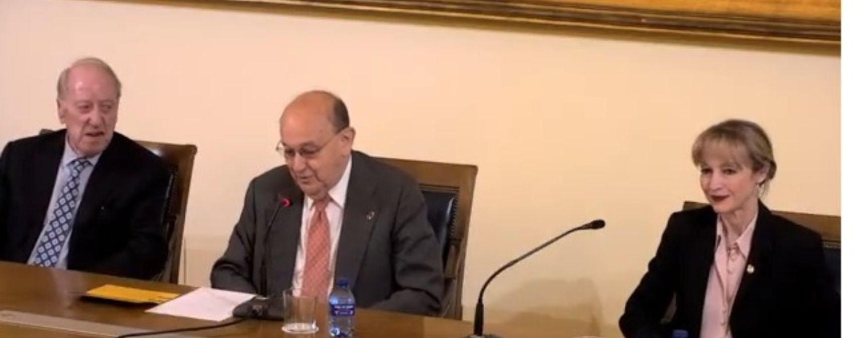Tomás Ramón Fernández advierte del fin del consenso