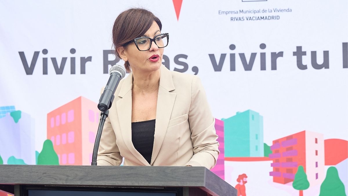 Sumar y Podemos califican de infame el pacto en Extremadura