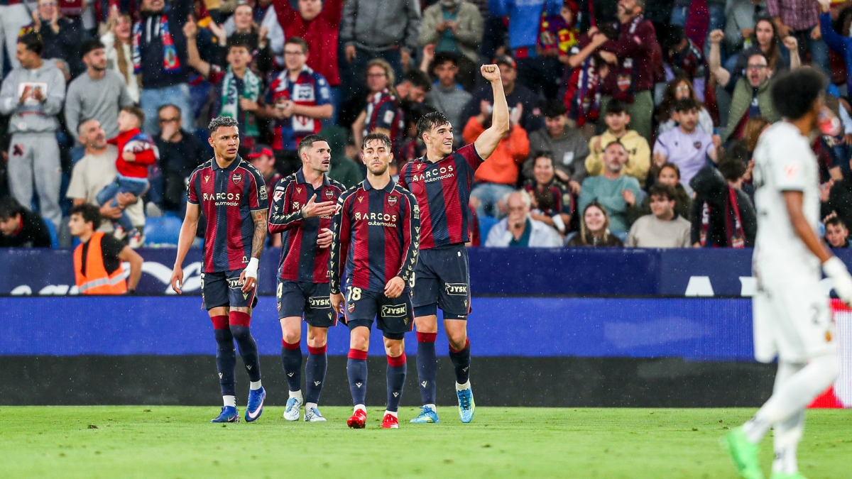 Alavés sella la permanencia y el Mallorca roza el descenso