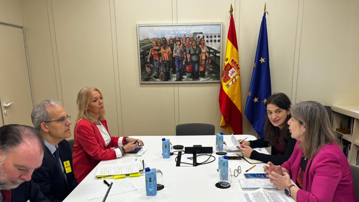 El Gobierno niega fondos a alcaldes por la regularización