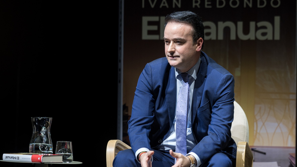 Iván Redondo presenta libro y abre la puerta a su regreso