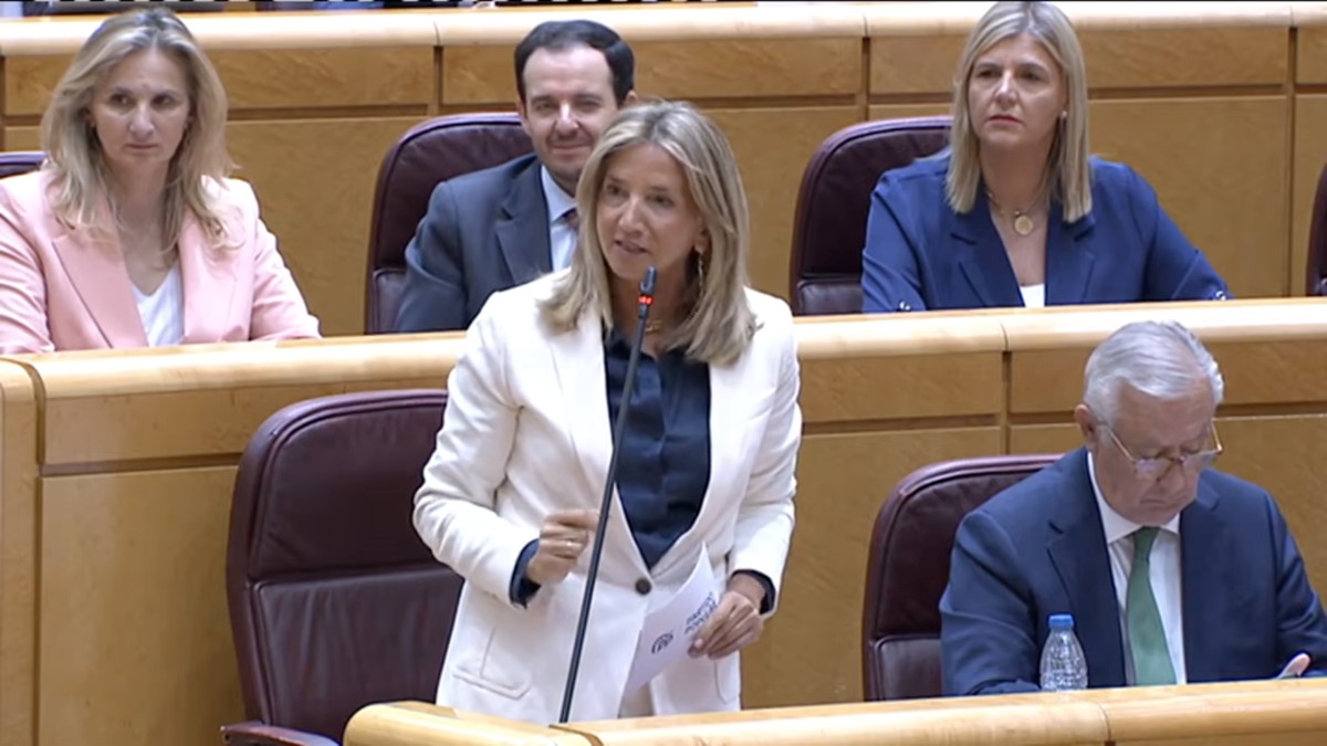 El PP estudia acciones judiciales por ausencias de ministros