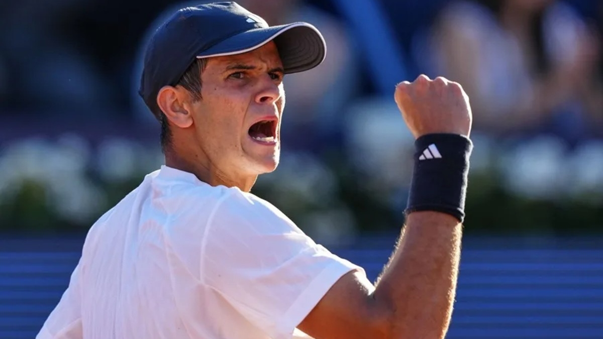 Rafa Jódar alcanza la tercera ronda de Roland Garros