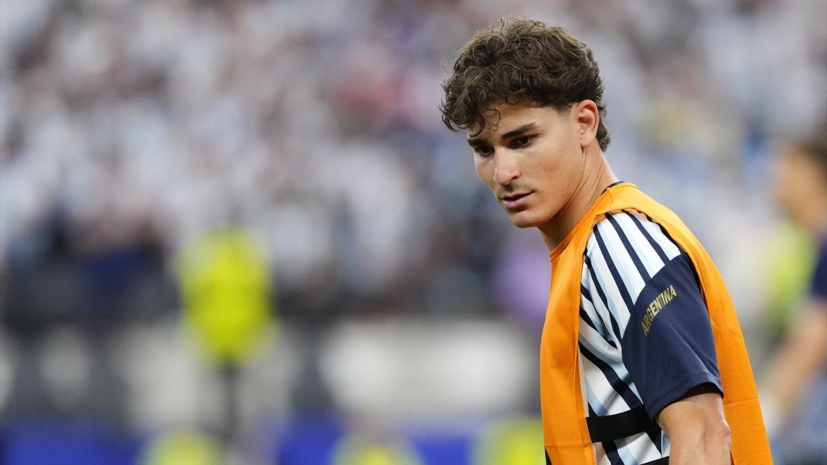 Julián Álvarez pide su salida del Atlético de Madrid