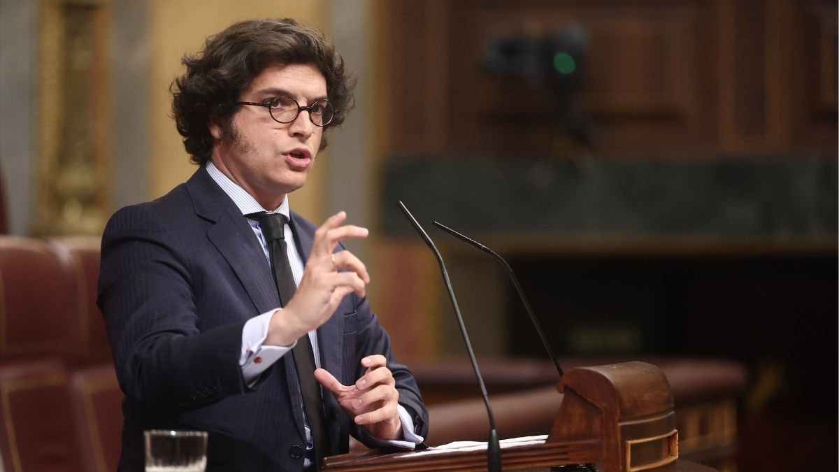 Vox alerta de un pucherazo de Sánchez con la Ley de Nietos