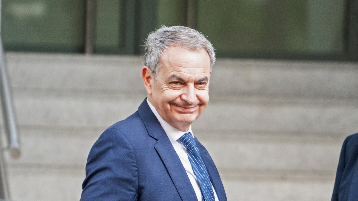 Zapatero plantea nulidad de pruebas en el caso Plus Ultra