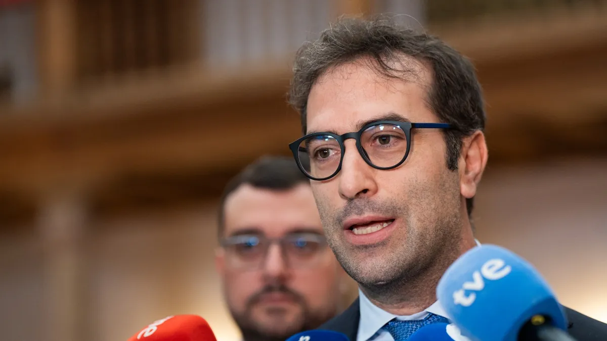 Carlos Cuerpo, el ministro mejor valorado del CIS en julio