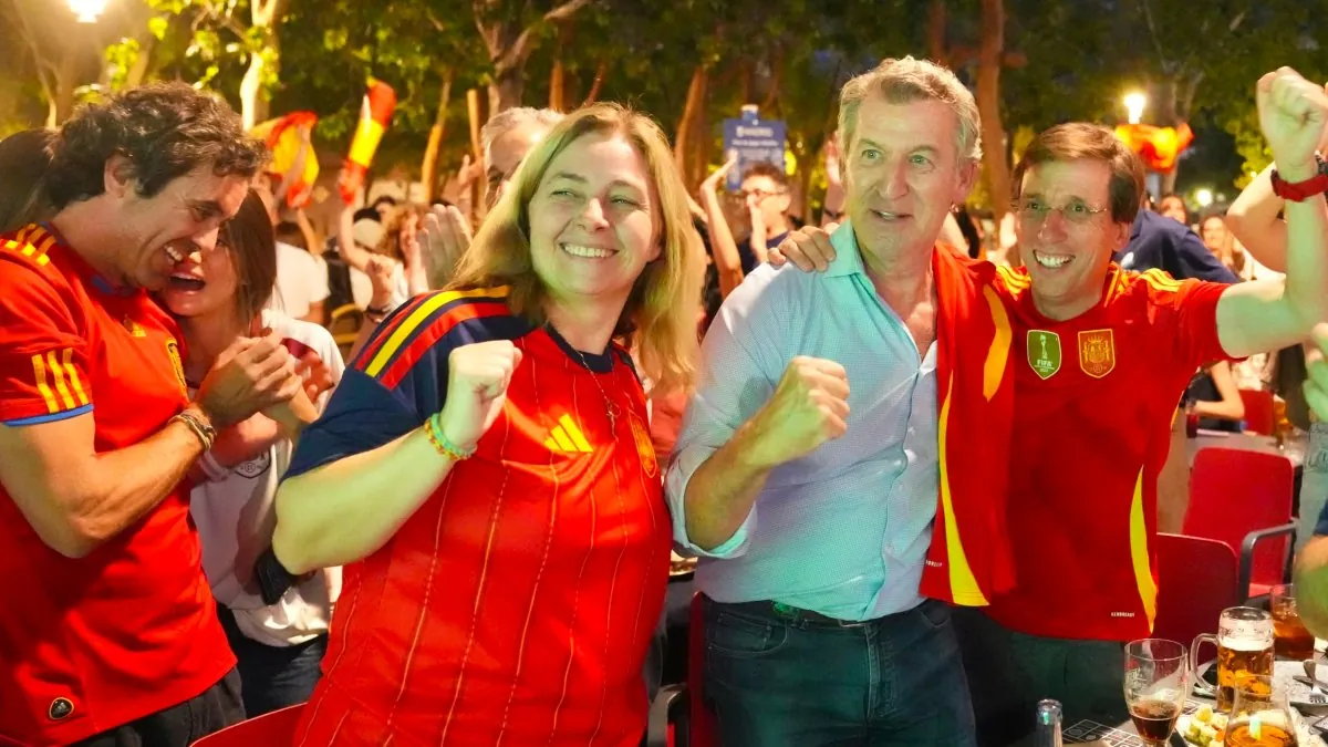 Feijóo celebra el pase de España a la final del Mundial