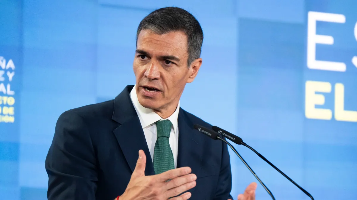 Pedro Sánchez defiende a su hermano ante las críticas