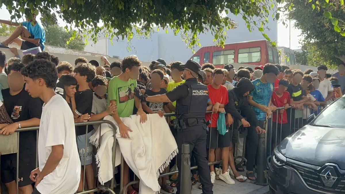 El Gobierno pide al País Vasco acoger a menores de Ceuta