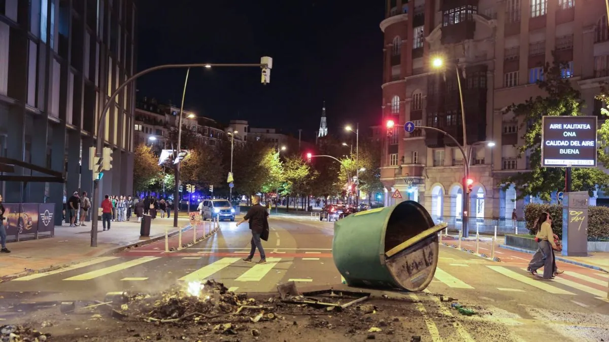 Bildu rechaza los disturbios en Bilbao tras acto de Quiles