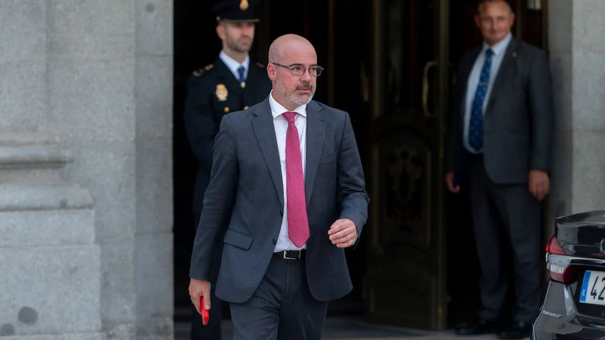 Gobierno rechaza desalojar la acampada de Sol en Madrid