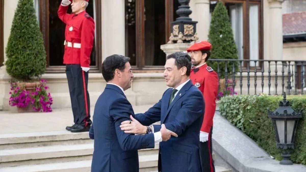 Pradales y Juanma Moreno se reúnen en Ajuria Enea por la IA