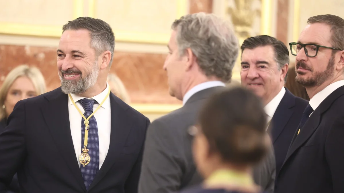Vox y PP negocian su alianza al Senado al límite del plazo
